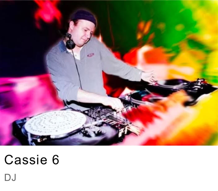 Diskjockey (DJ) Cassie 6